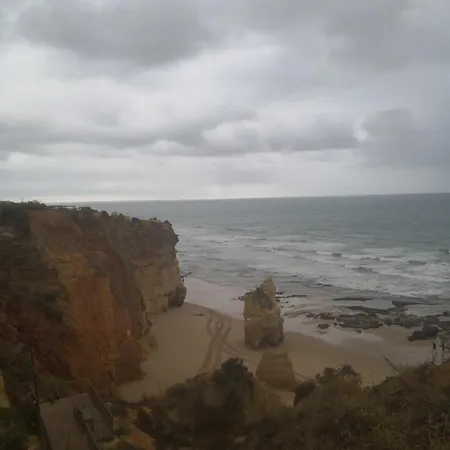 Rocha E Mar *